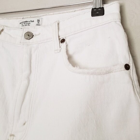 Abercrombie & Fitch Women's White Straight Leg Jeans - Picture 12 of 16